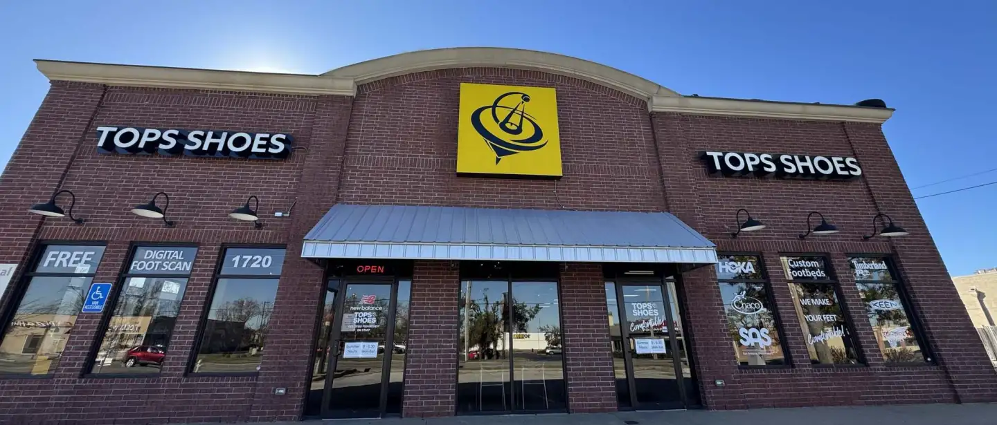 Tops Shoes Rogers Storefront